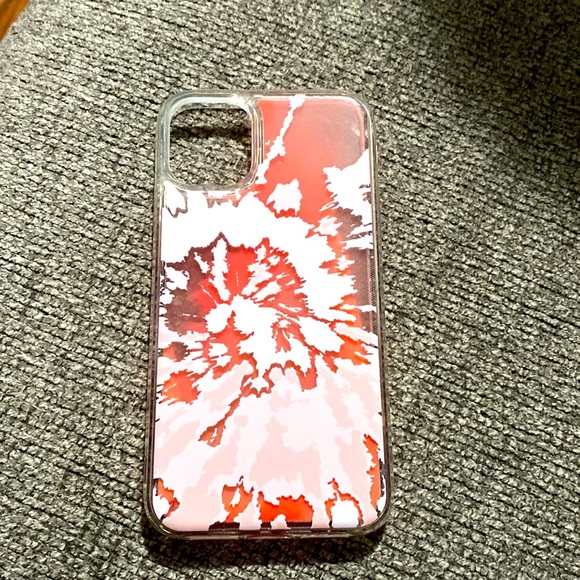 I am selling an iPhone 11 case - Picture 1 of 4